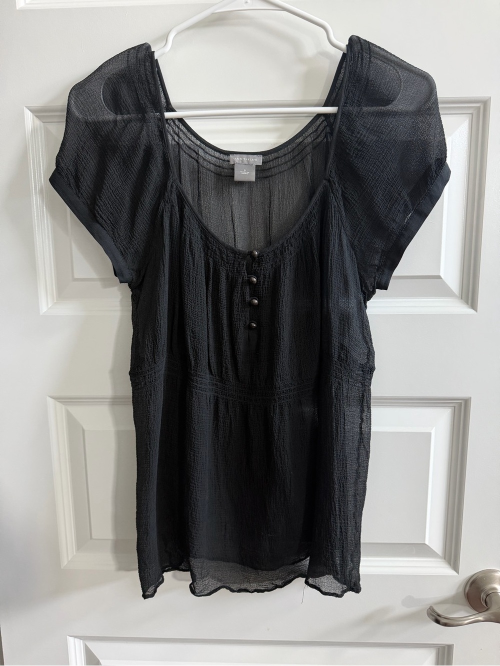 Ann Taylor Black Sheer Silk Short-Sleeve Scoop Neck Blouse